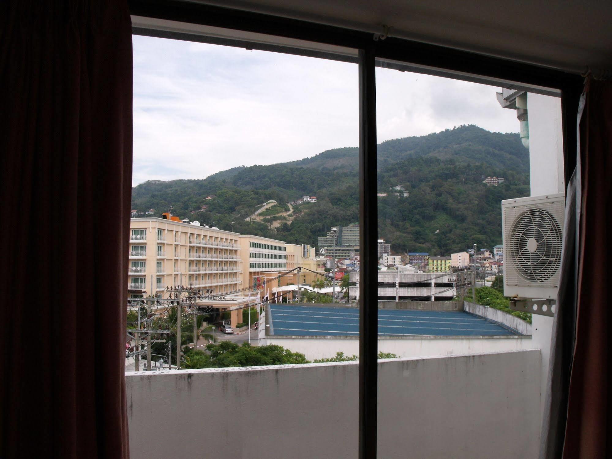 บีจีดับเบิลยู ภูเก็ต Hotel Patong ภายนอก รูปภาพ